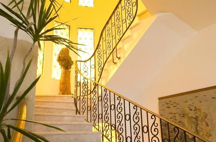 Jewels Sahara Boutique Resort